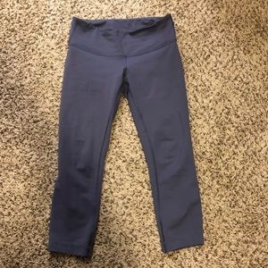 Lululemon Wunder Under crop leggings
